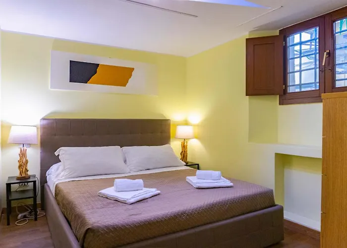 Borgo Vittorio - Exclusive In The Heart Of דירה *